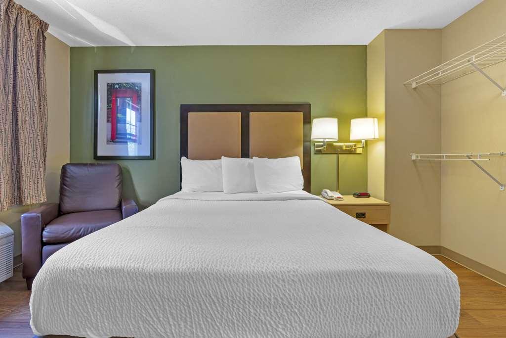 Extended Stay America Suites - Stockton - March Lane חדר תמונה